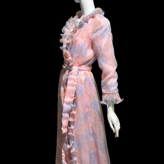 PERFECT NEGLIGEE, vintage 1960s dressing gown, soft pink & blue floral house coat lounging robe