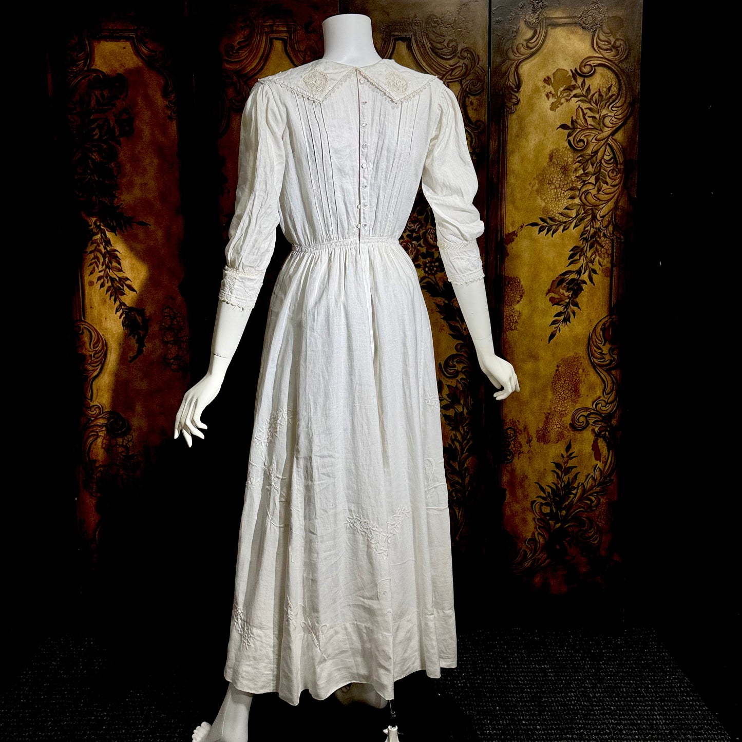 1900s Antique Victorian wedding dress, vintage white cotton lawn gown, Edwardian day dress