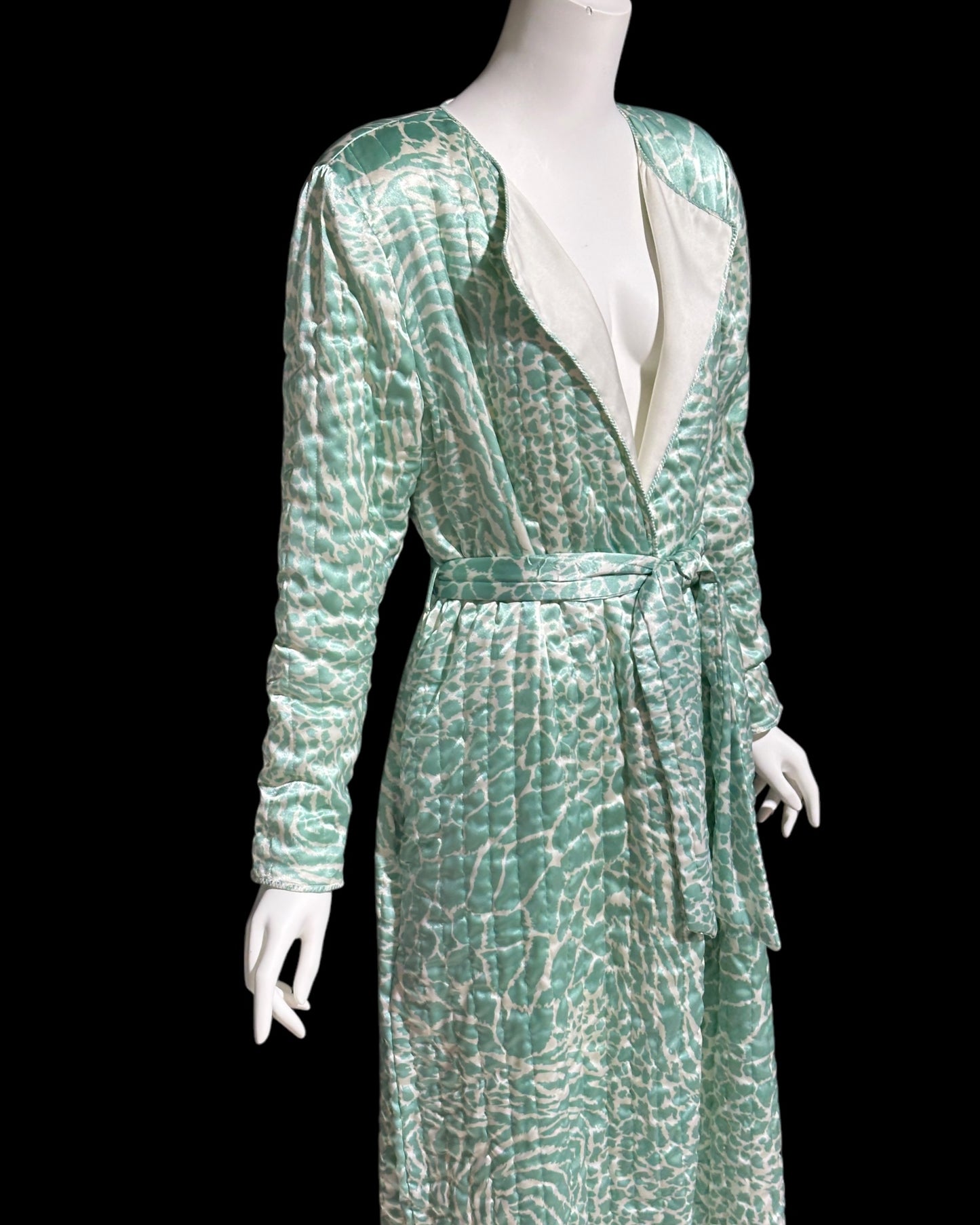 MARY MCFADDEN 1980s vintage robe housecoat, celadon green wrap front quilted dressing gown