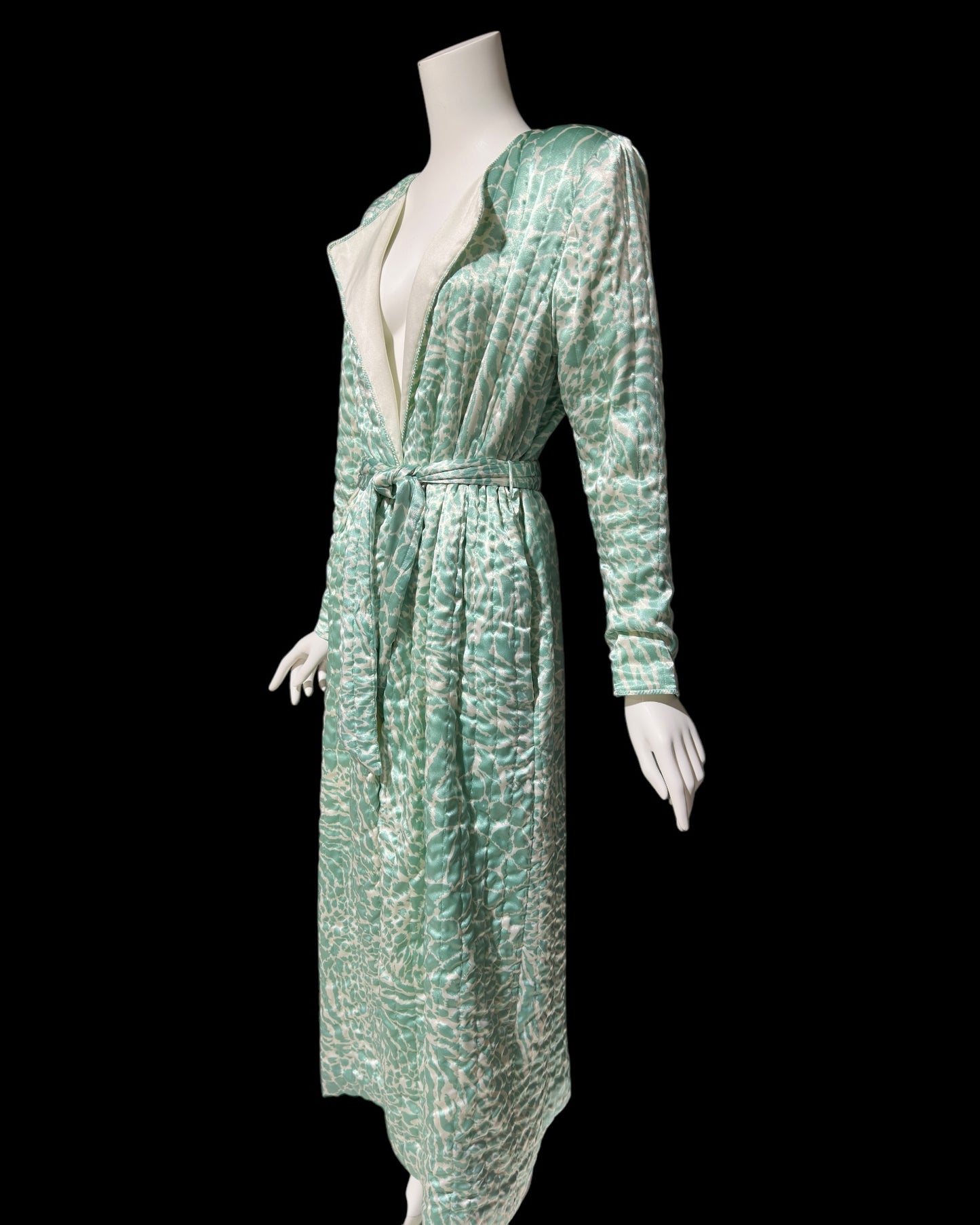 MARY MCFADDEN 1980s vintage robe housecoat, celadon green wrap front quilted dressing gown