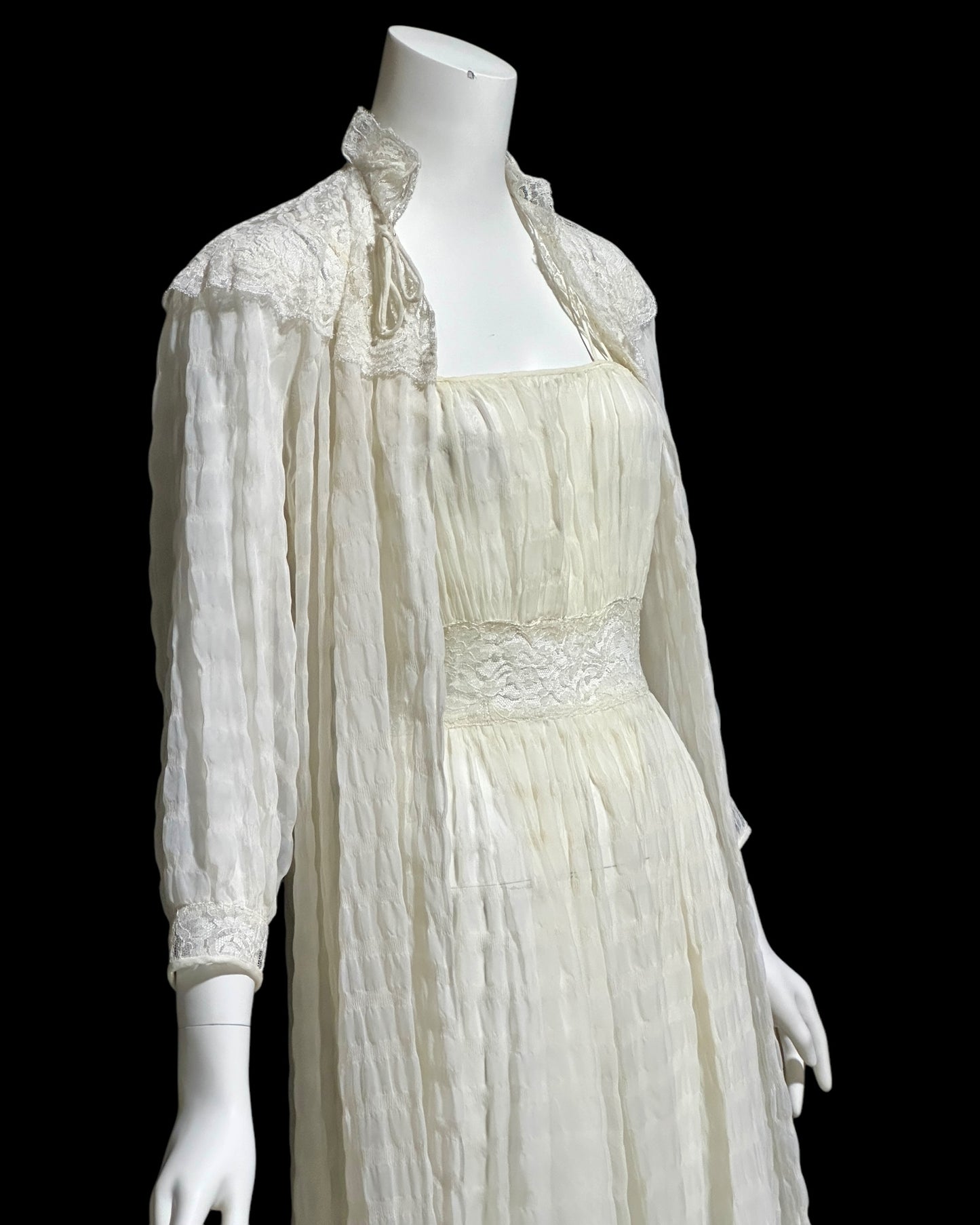 TULA vintage 1940s peignoir set, white sheer tone on tone wedding bridal seersucker