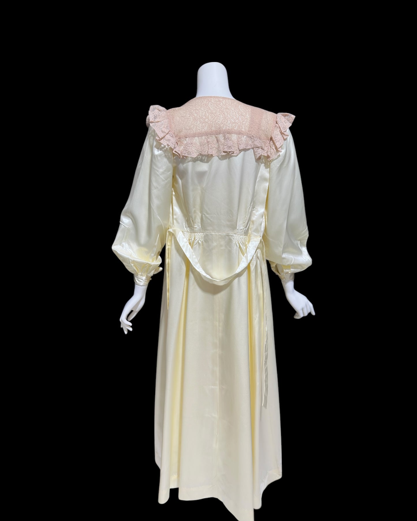 1930s vintage nightgown robe set, candlelight cream and old rose shiny night dress bridal trousseau