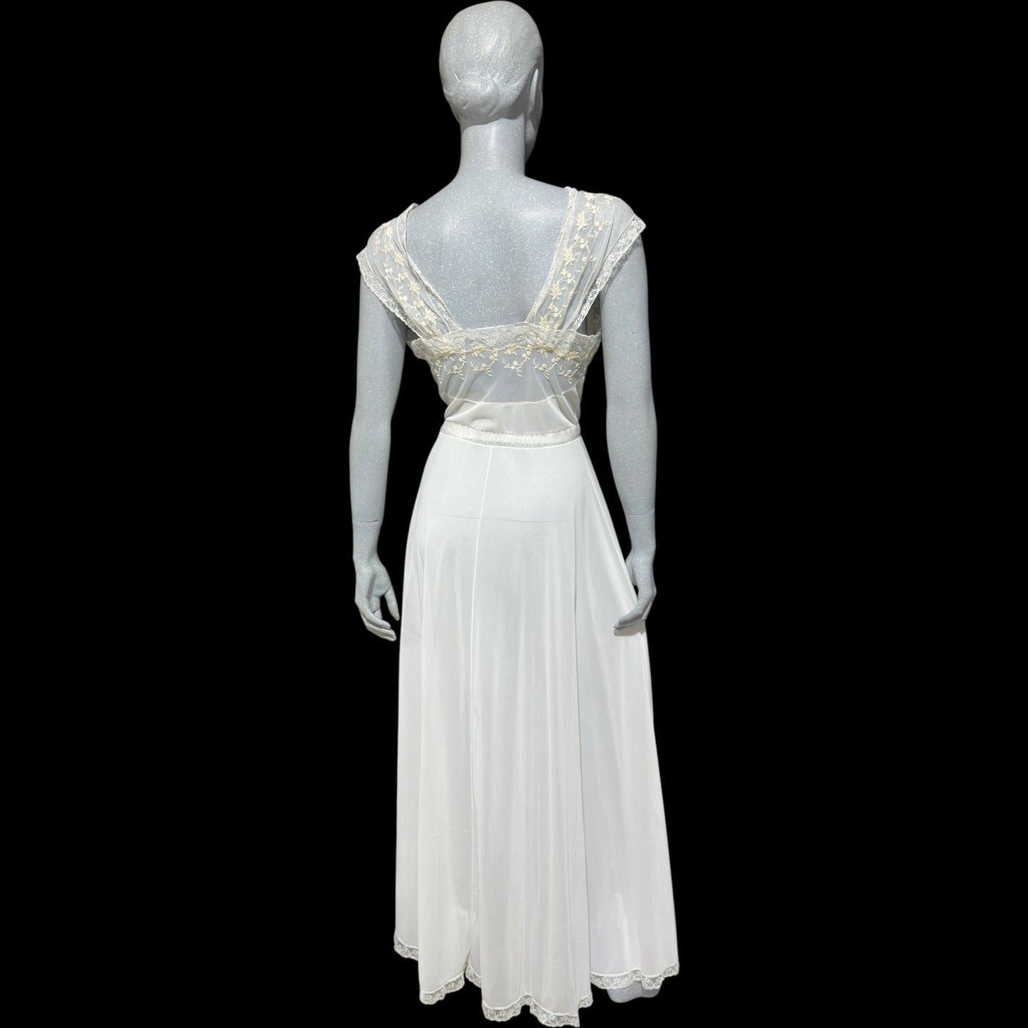 KAYSER LUXITE, vintage 1940s nightgown slip dress, white nylon full sweep bridal night dress