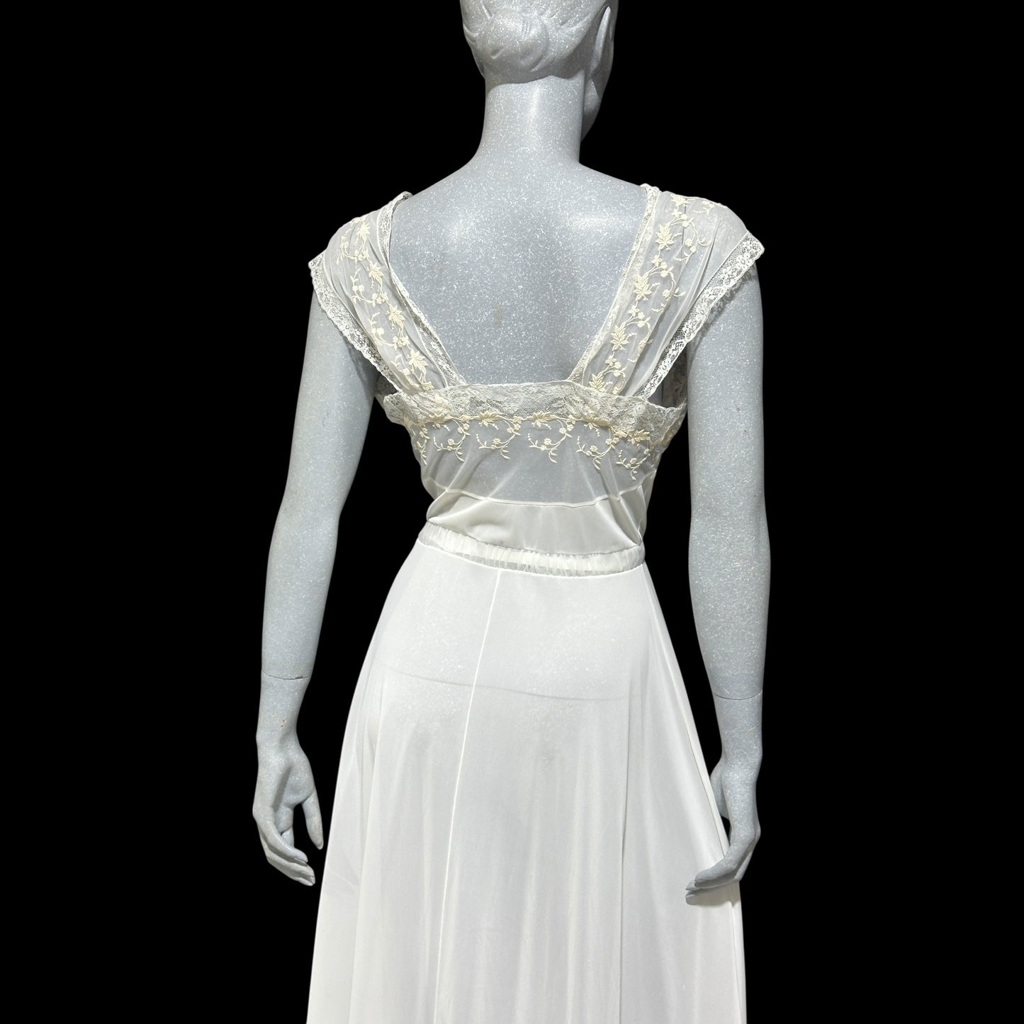 KAYSER LUXITE, vintage 1940s nightgown slip dress, white nylon full sweep bridal night dress
