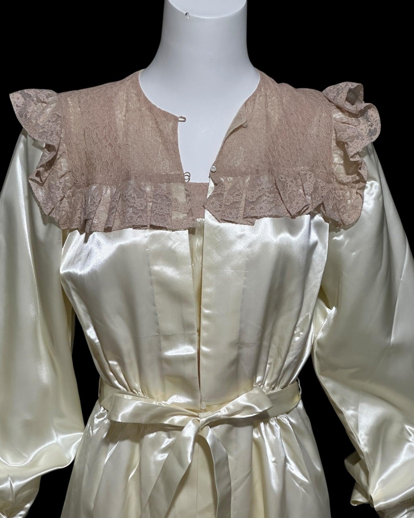 1930s vintage nightgown robe set, candlelight cream and old rose shiny night dress bridal trousseau
