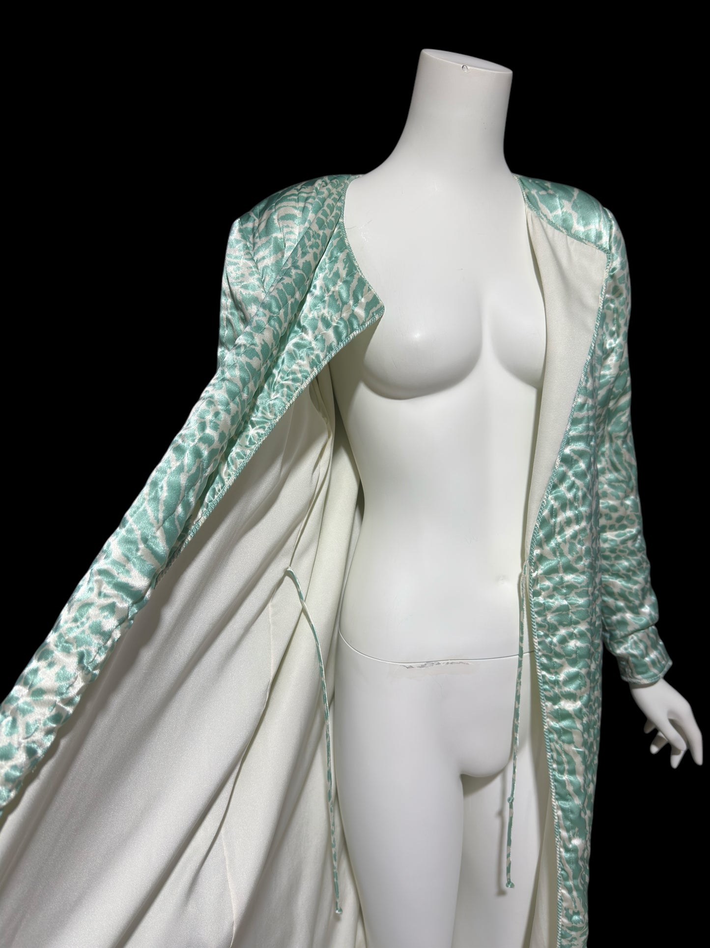 MARY MCFADDEN 1980s vintage robe housecoat, celadon green wrap front quilted dressing gown
