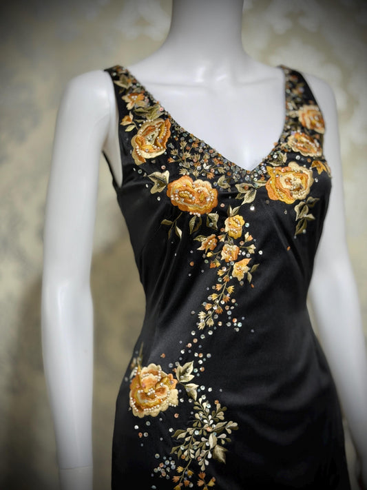 MANDALAY vintage evening cocktail dress, Y2K Embroiderd Black bodycon Midi dress