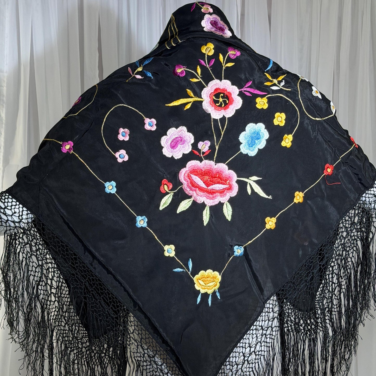 1960s Vintage Spanish Shawl, Black Embroidered Roses Fringe wrap, Piano shawl, 38 inches