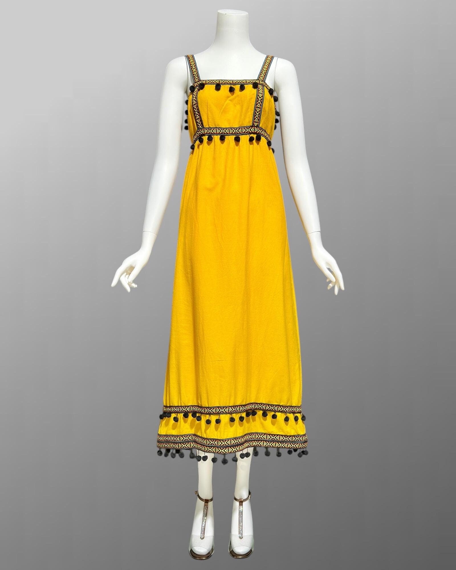 1970s vintage pom pom dress, Mango Yellow Cotton Casual vacation Sundress 1970s vintage pom pom dress, Mango Yellow Cotton Casual vacation Sundress