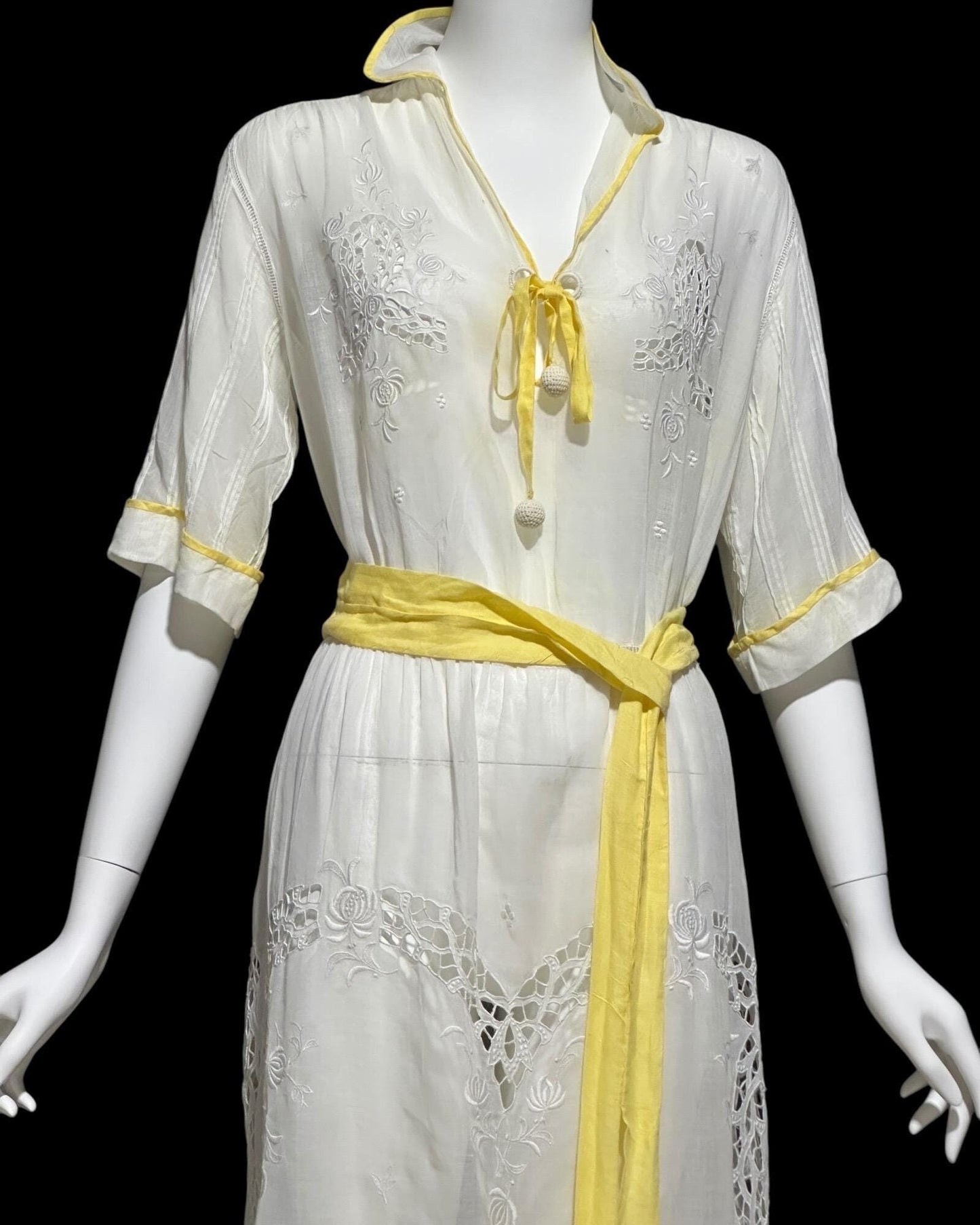 1920s vintage dress, Antique Hungarian sheer White cotton batiste shift lawn dress