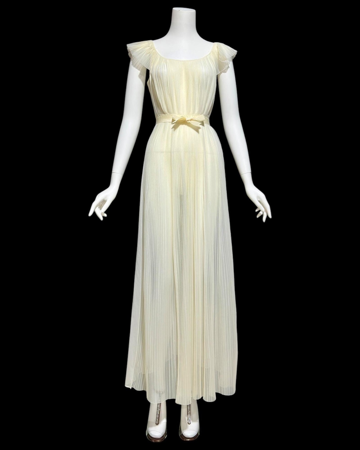 VANITY FAIR Julius Garfinckel, vintage 1940s Ivory sheer chiffon lace pleated Grecian goddess gown