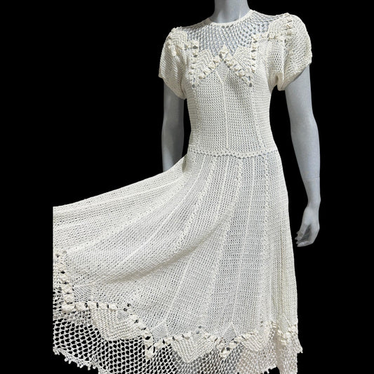 1970s vintage white crochet dress, all cotton blouson shirtdress, midi length
