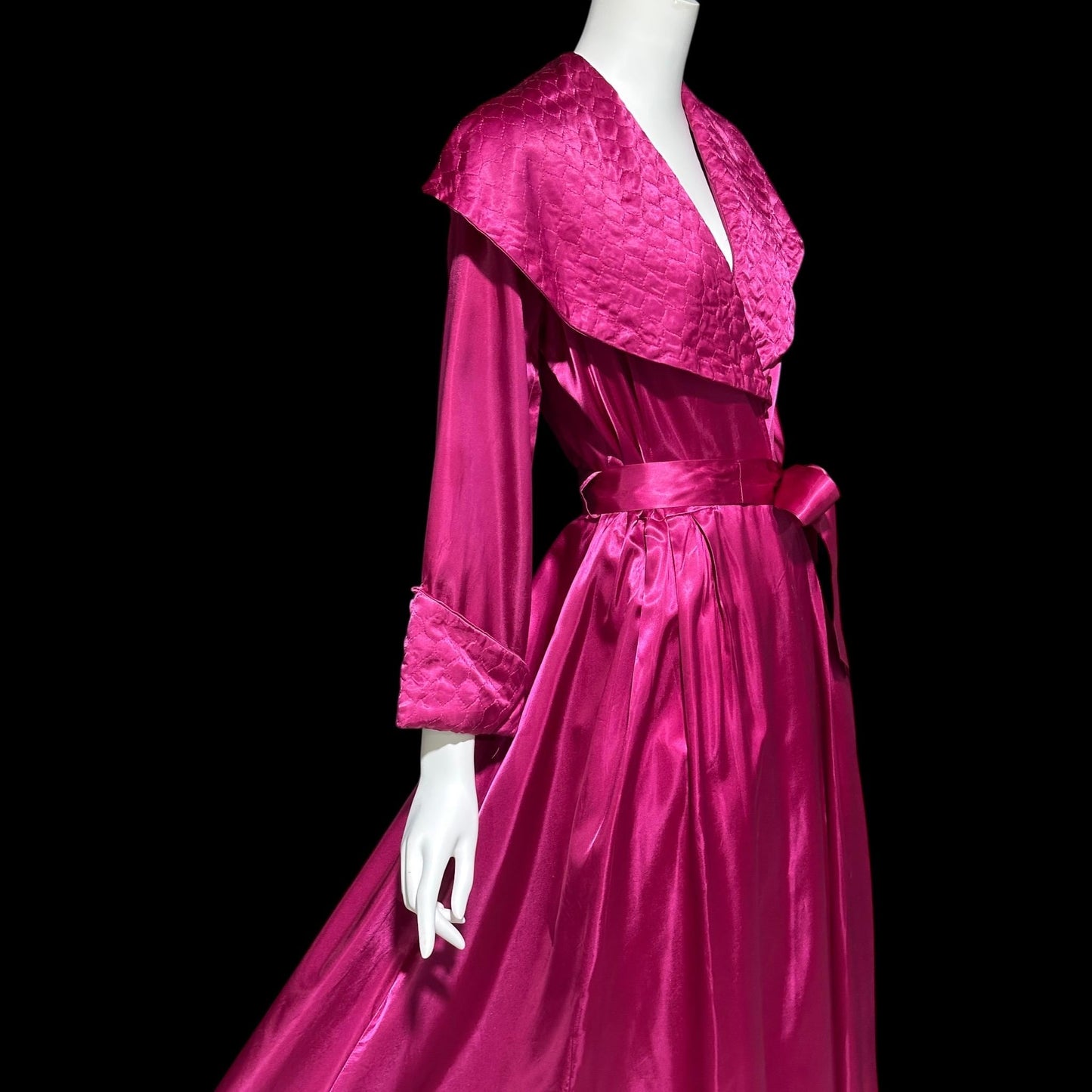 GLORIA NEW YORK, vintage 1940s dressing gown robe, Magenta slipper satin huge collar wrap front housecoat
