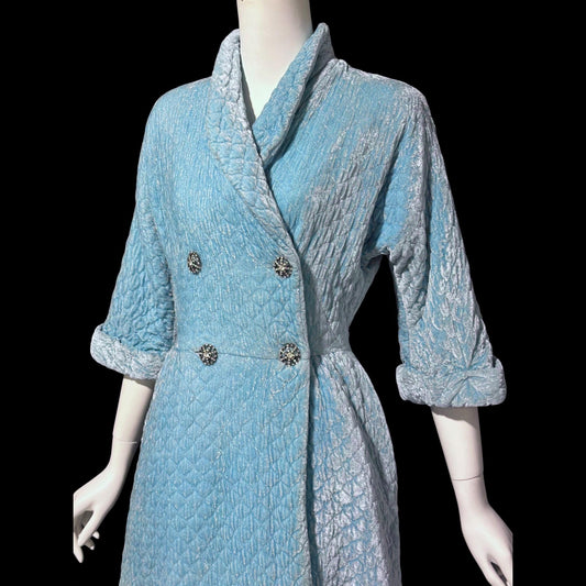 B COHEN ORIGINAL, vintage 1940s dressing gown robe, quilted robin's egg blue double breasted wrap front housecoat