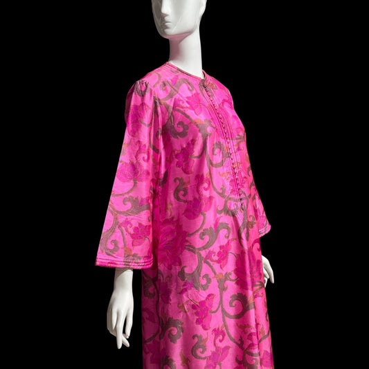 JIM THOMPSON, vintage 1960s Thai Silk caftan maxi dress, Hot pink lotus blossom floral gown, Hippie Boho Kaftan Dress