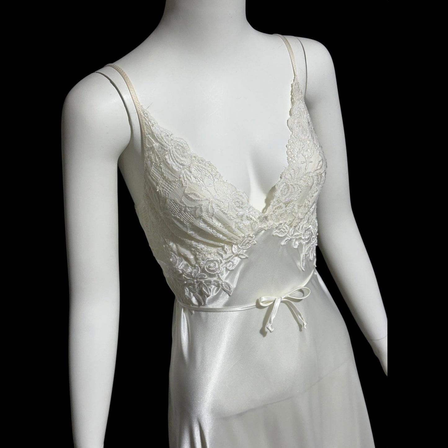 JONQUIL Diane Samandi, vintage 1980s White bridal peignoir dressing gown and slip dress
