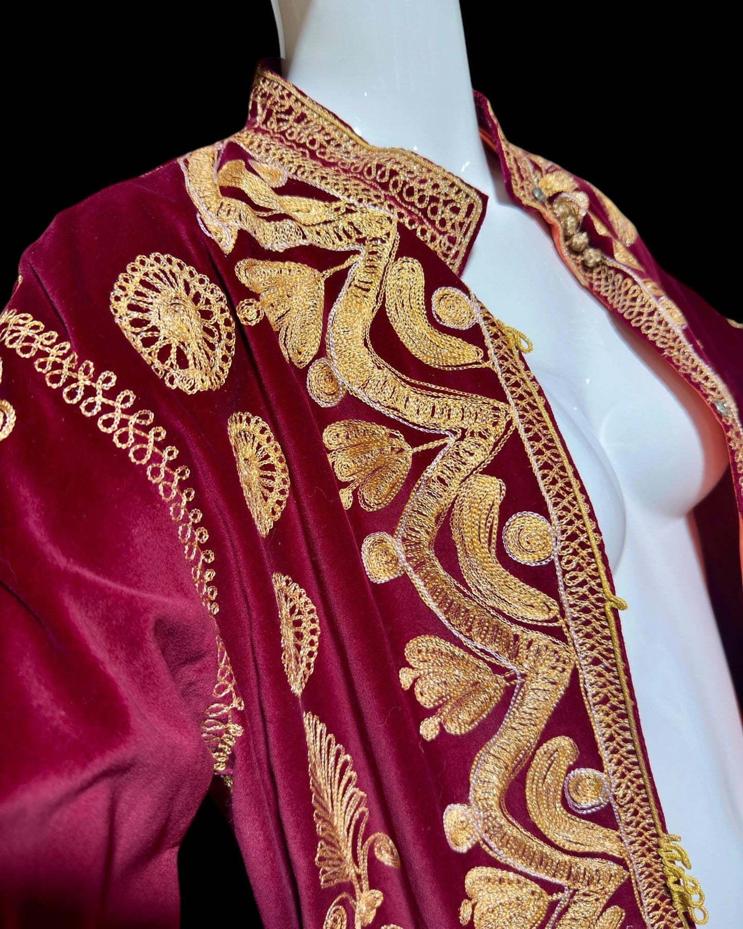 PROFILS du MONDE vintage Moroccan caftan kaftan, 1960s evening coat dress, Beverly Hills Ruby Red velvet gold metallic button front
