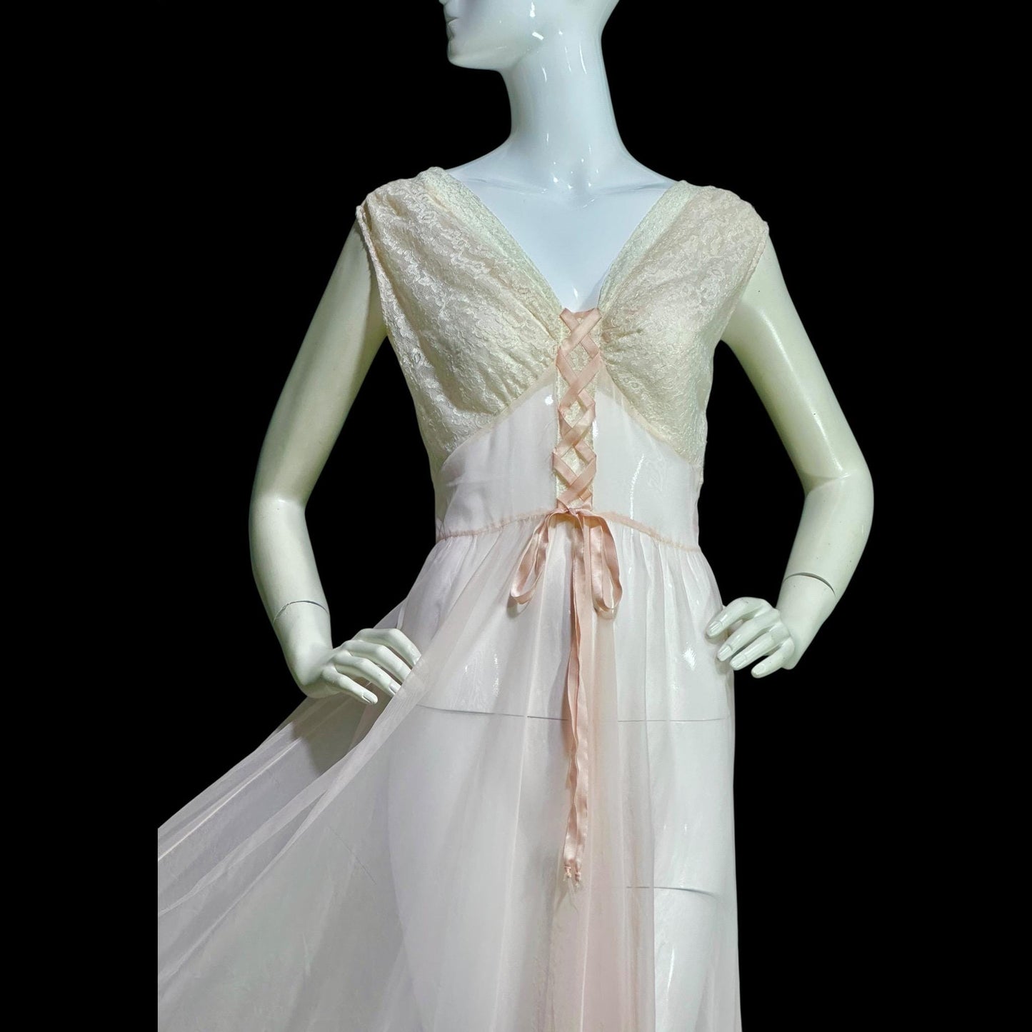 ODETTE BARSA vintage 1940s nightgown slip dress, Sheer pale pink with white lace full sweep Old Hollywood gown