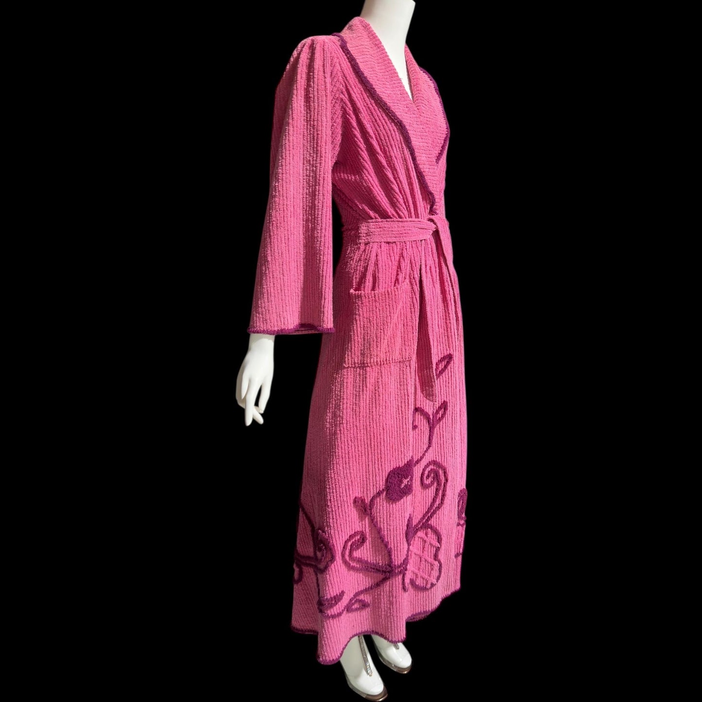 1940s vintage dressing gown robe, Raspberry Pink cotton chenille wrap front housecoat, full length hostess dress, Embroidered