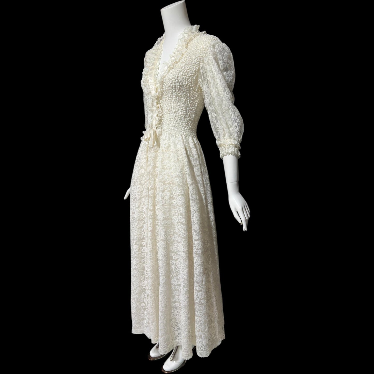 ODETTE BARSA, vintage 1950s dressing gown robe, white smocked elastic and lace bridal robe