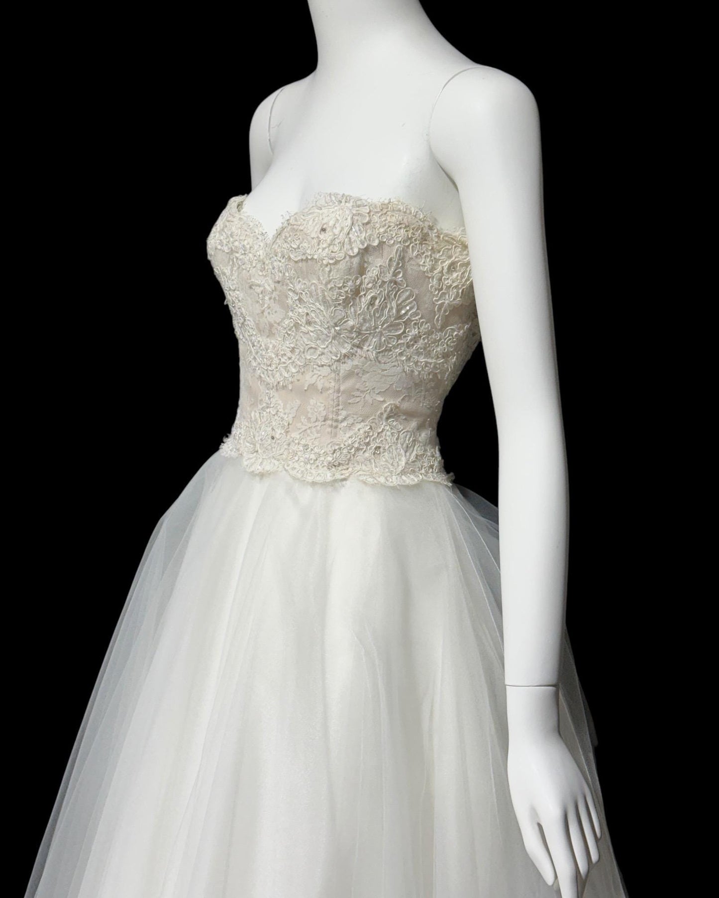 Y2k vintage wedding dress, beaded and tulle, 1950s style cupcake bridal ball gown