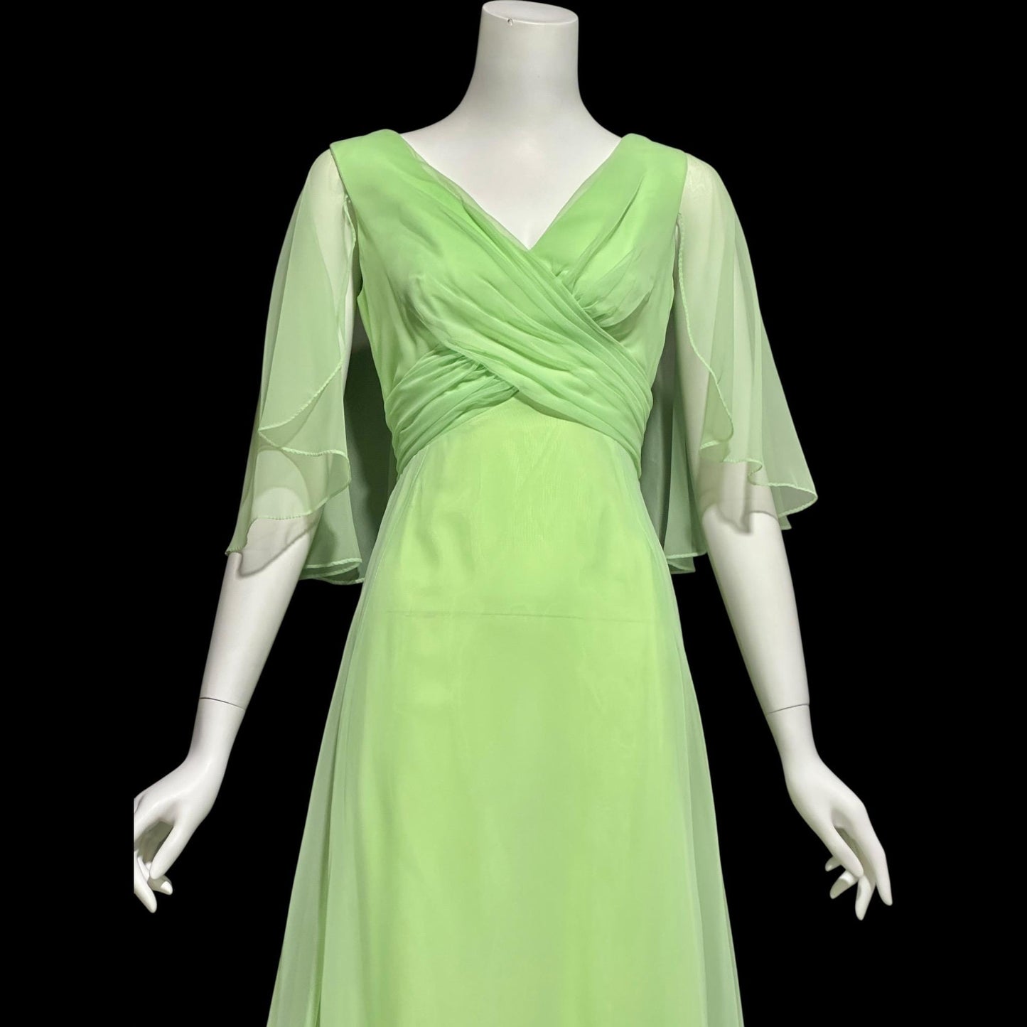 MISS ELLIETTE, vintage 1970s evening dress gown, minty pistachio green poly chiffon dress