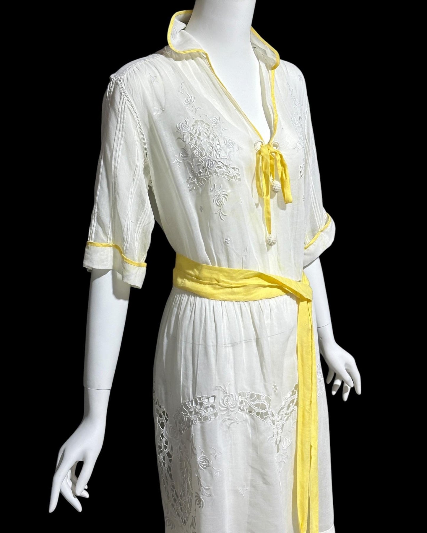 1920s vintage dress, Antique Hungarian sheer White cotton batiste shift lawn dress