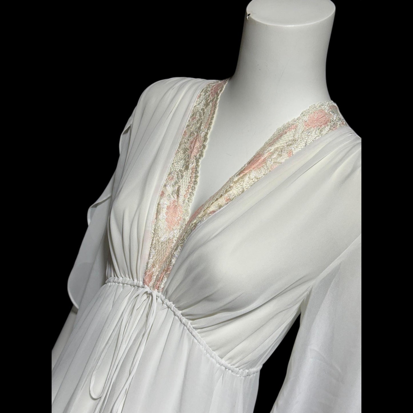 JONQUIL Diane Samandi dressing gown, vintage 1990s amazingly sheer feather weight bridal Robe