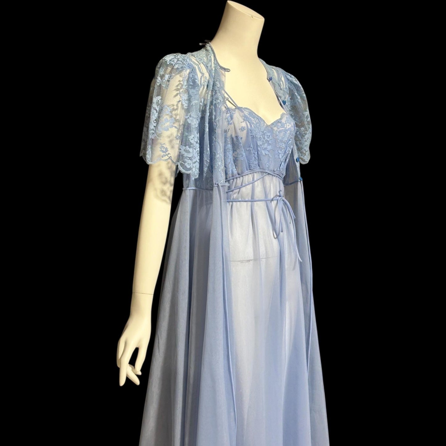 EYE-FUL by the FLAUMS, Vintage 1950s nightgown robe set, 1950s peignoir set, sheer periwinkle blue night dress and dressing gown