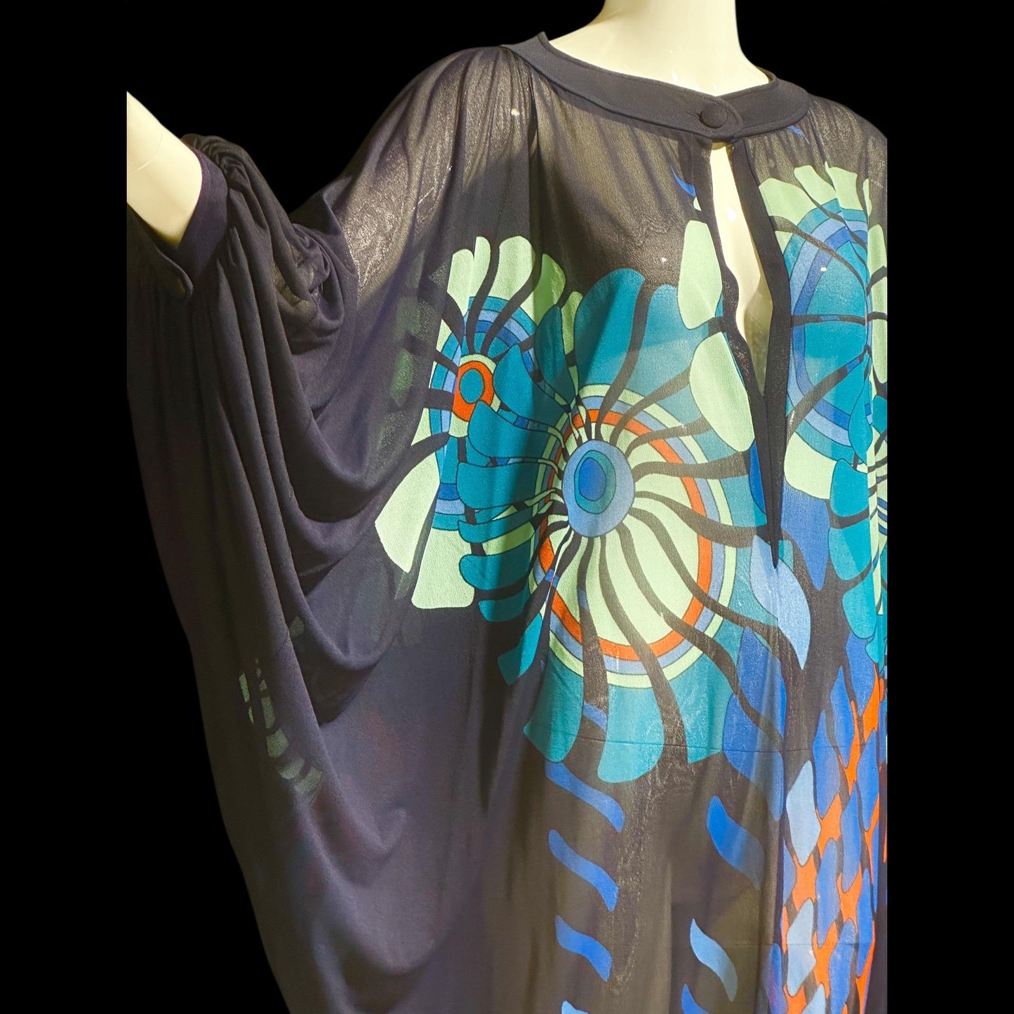 GOTTEX Vintage 1970s sheer kaftan caftan style dress, Sheer nylon navy blue Abstract flowers