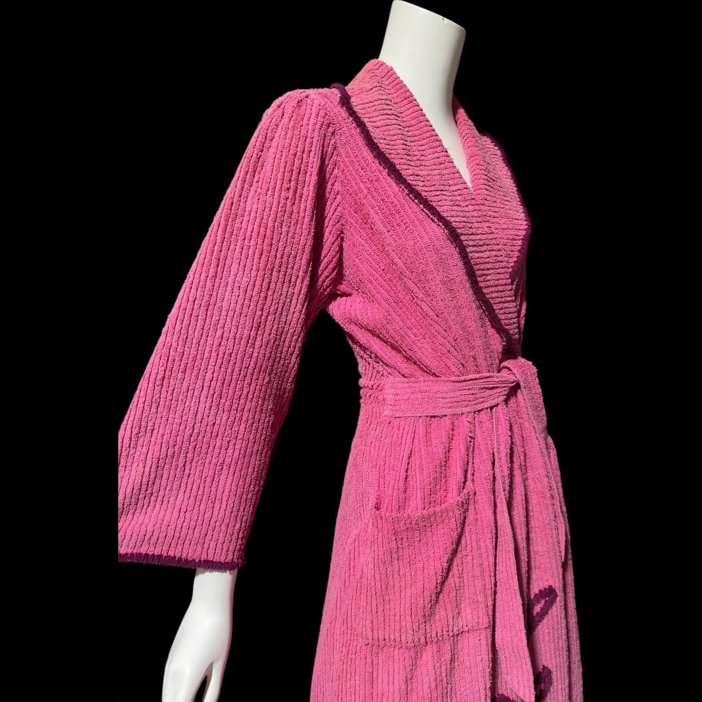 1940s vintage dressing gown robe, Raspberry Pink cotton chenille wrap front housecoat, full length hostess dress, Embroidered