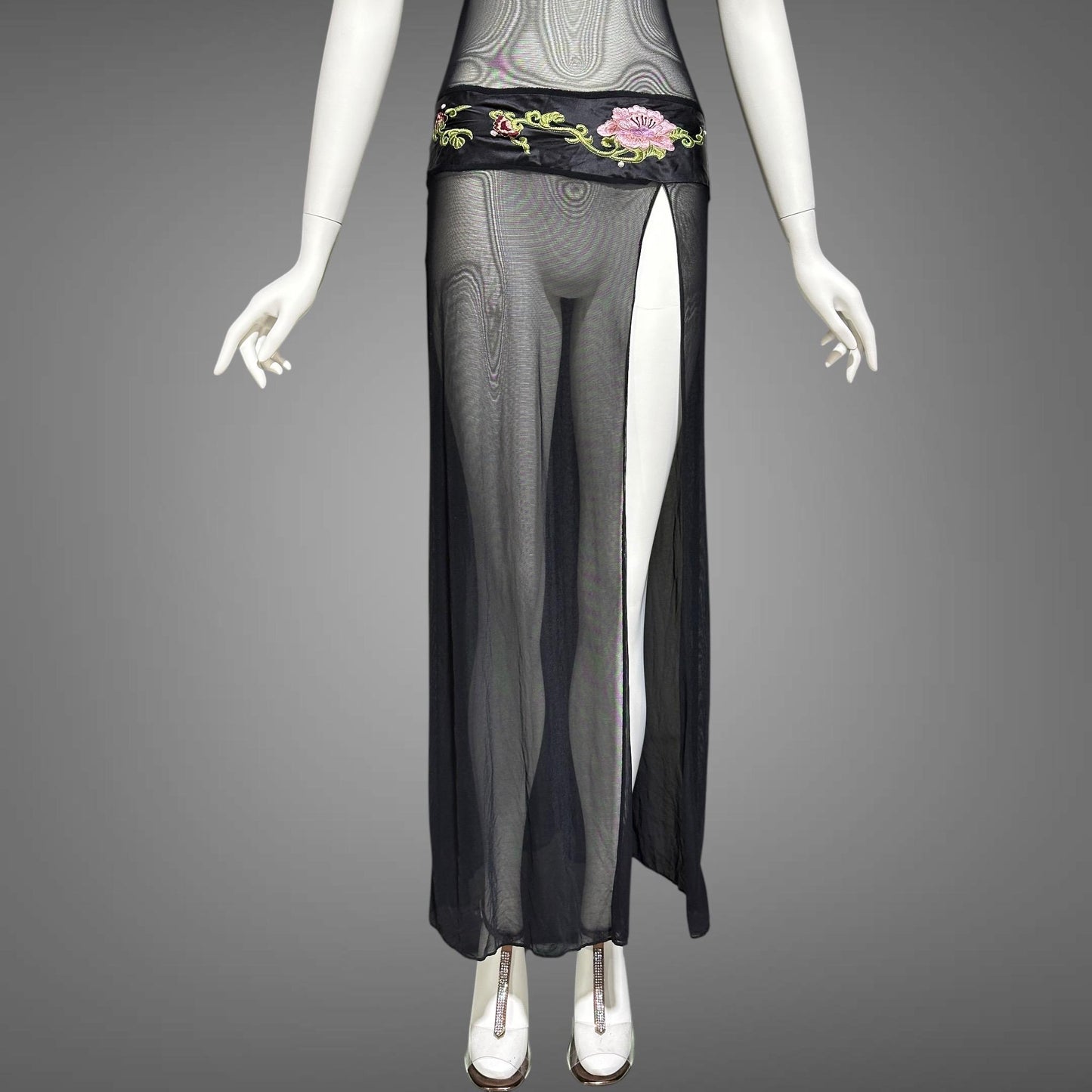 JACALYN BENNETT for FREDERICK'S of Hollywood, vintage Y2K nightgown slip dress, black silk and mesh