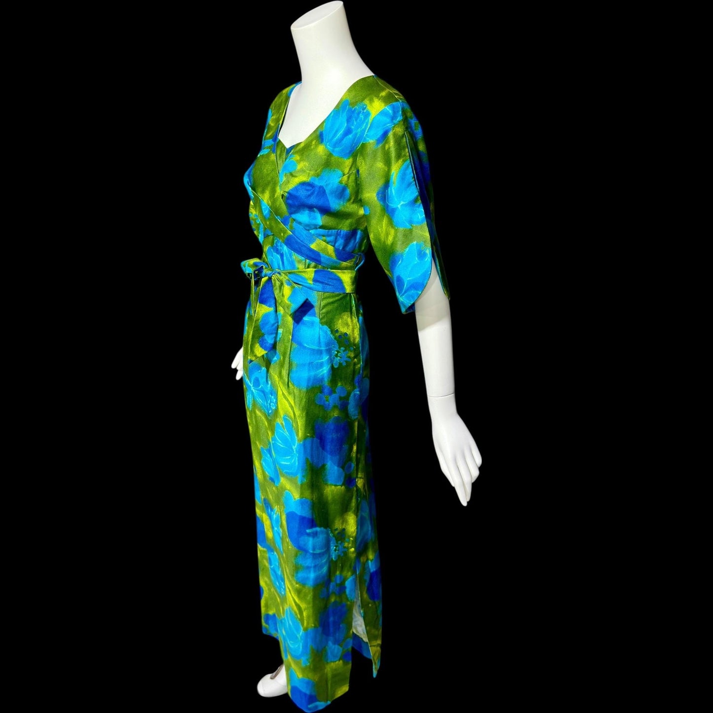 LORD & TAYLOR, 1960s Vintage bombshell Hawaiian dress, wrap cotton maxi dress, blue green floral