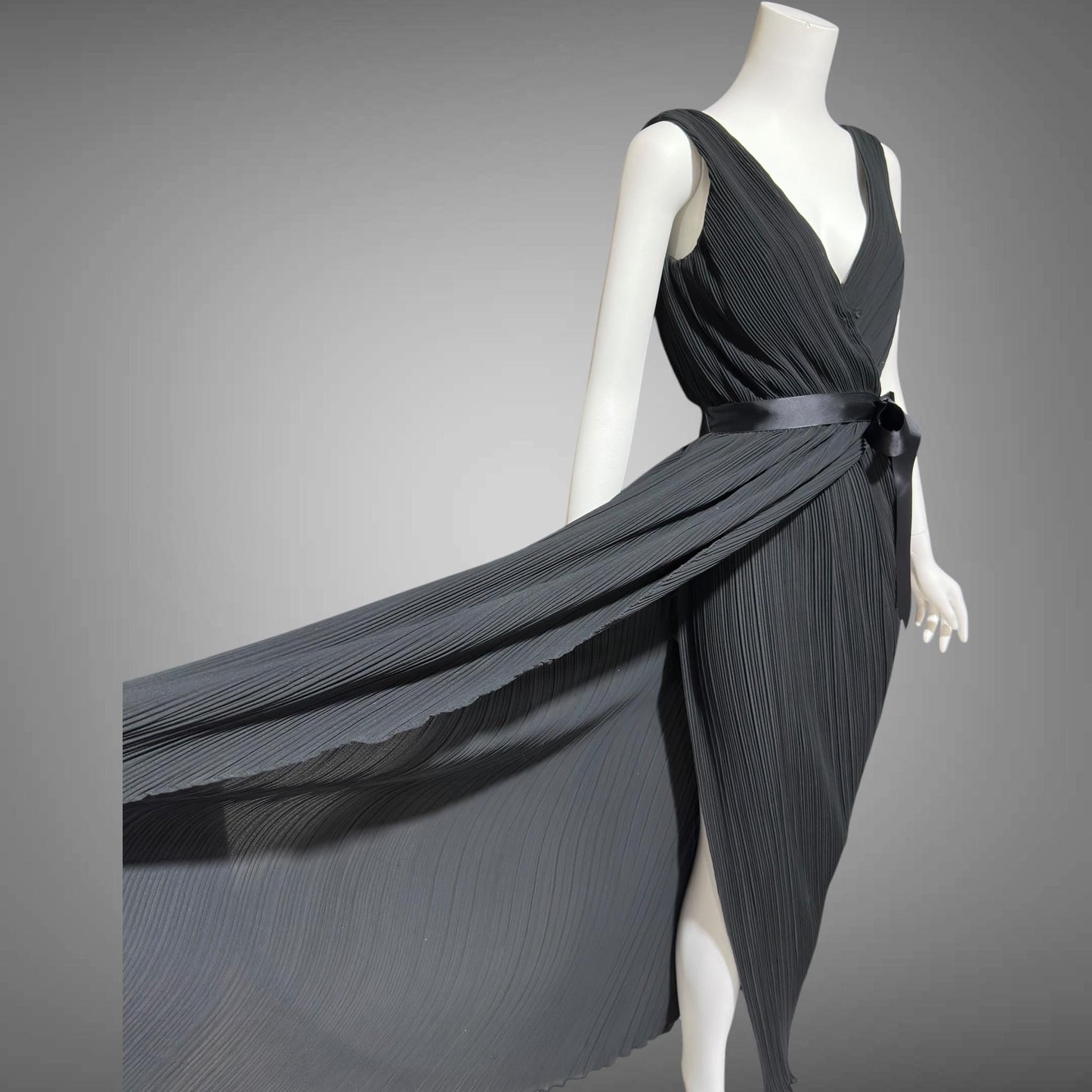 MARSHALL ROUSSO Las Vegas, vintage 1970s evening dress, black pleated plisse wrap front grecian goddess gown