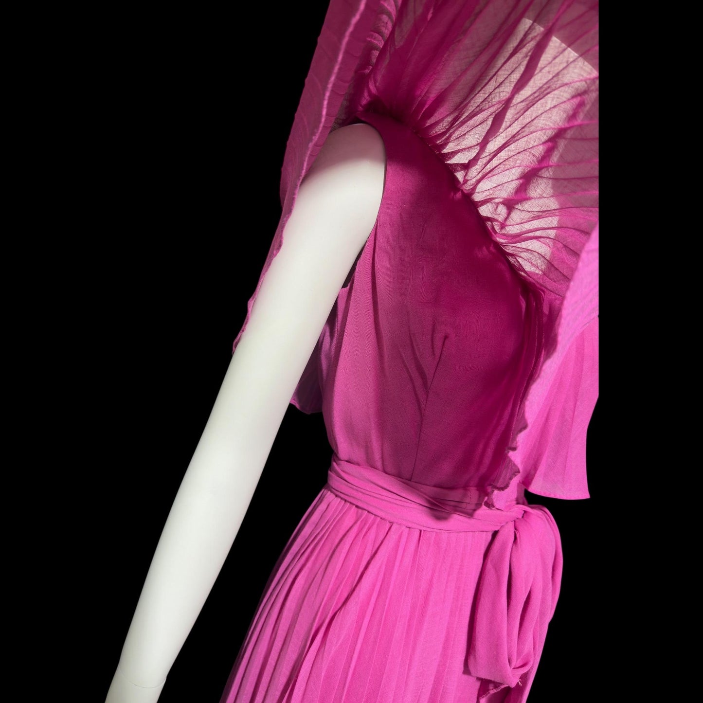 MISS ELLIETTE Vintage 1960s pleated party dress, pink cocktail dress, ruffled collar