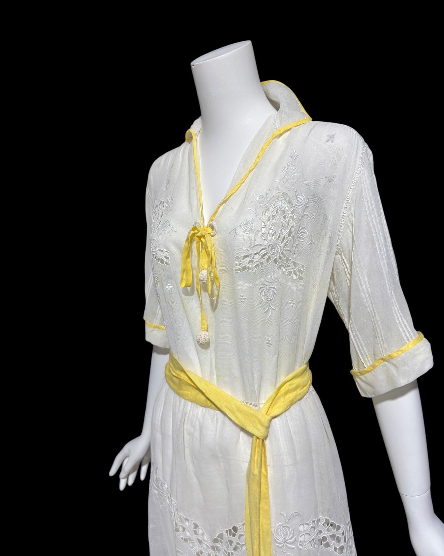 1920s vintage dress, Antique Hungarian sheer White cotton batiste shift lawn dress