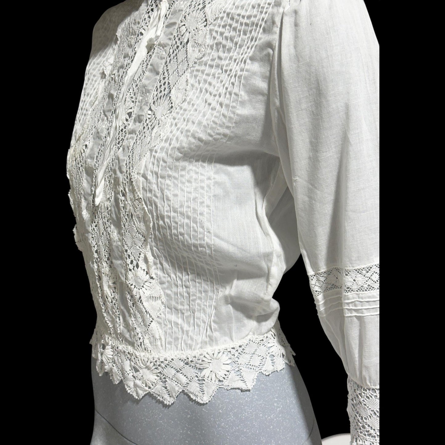 1910 Vintage Antique Edwardian Top, 1900s white batiste cotton and lace blouse