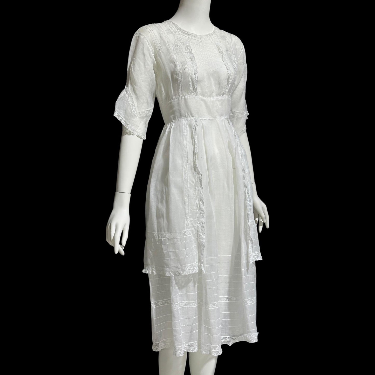 1900s Antique Victorian wedding dress, vintage white batiste cotton lawn gown, Edwardian day dress