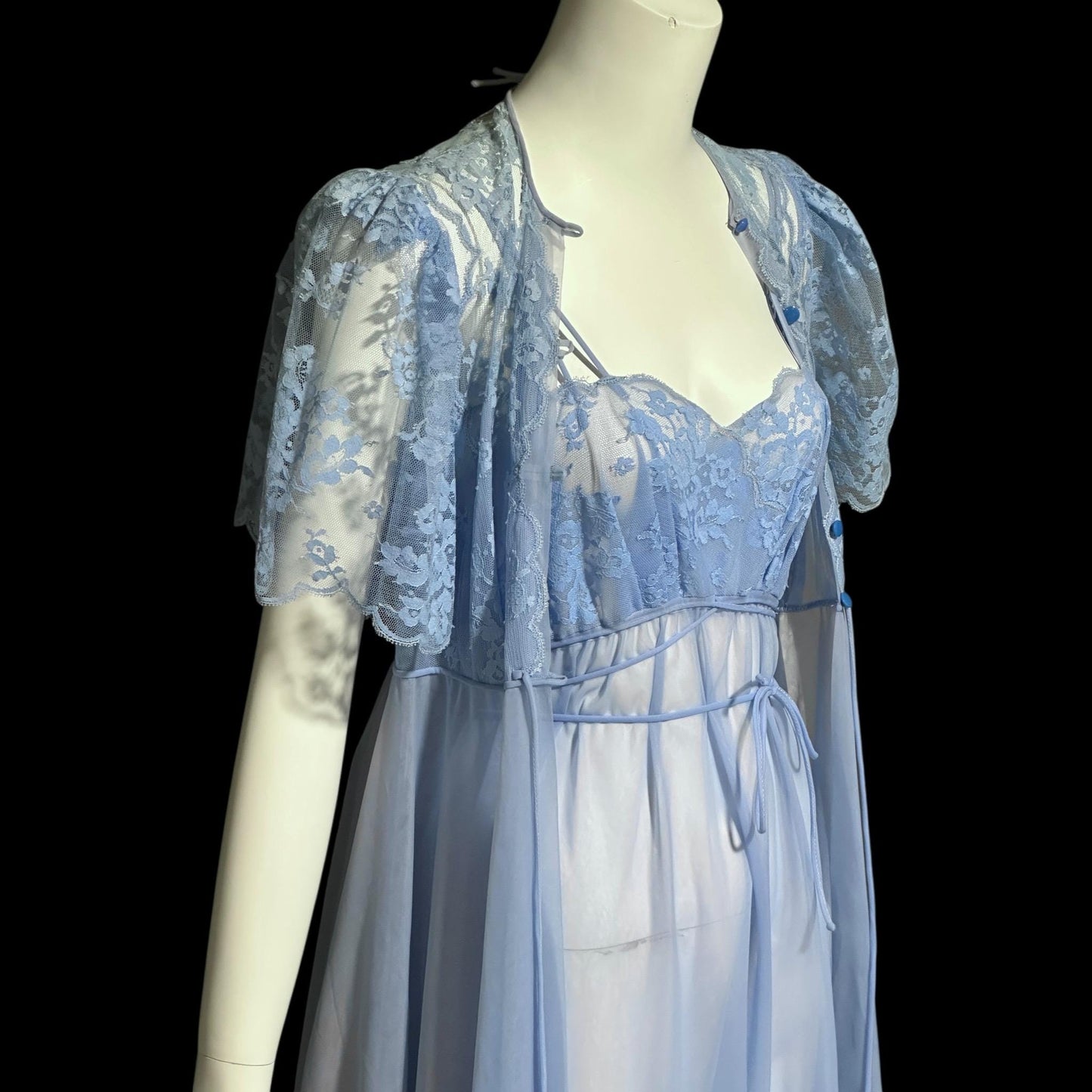 EYE-FUL by the FLAUMS, Vintage 1950s nightgown robe set, 1950s peignoir set, sheer periwinkle blue night dress and dressing gown