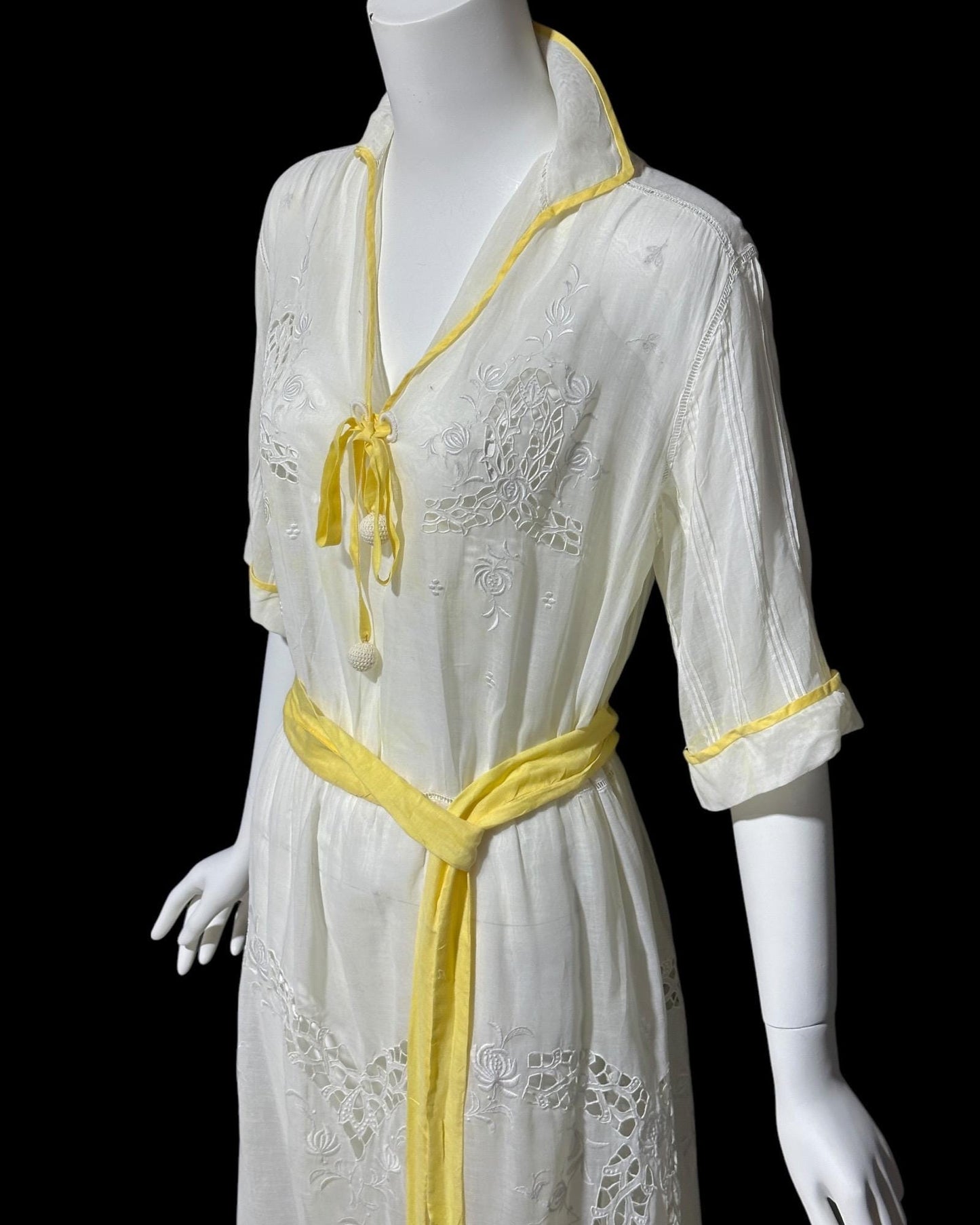 1920s vintage dress, Antique Hungarian sheer White cotton batiste shift lawn dress