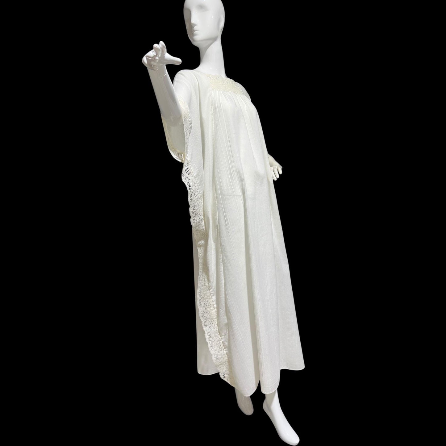 1960s Vintage caftan hostess dress, white crinkly cotton kaftan loose house dress