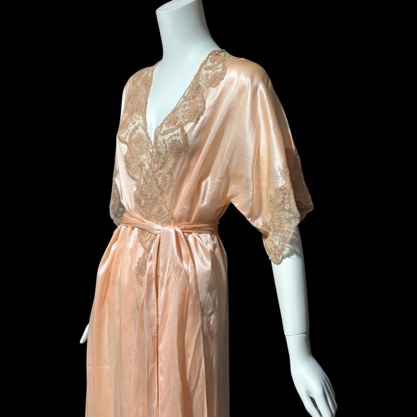 1930s vintage dressing gown robe, Shimmering Peach silk with amazing lace, wrap front house coat