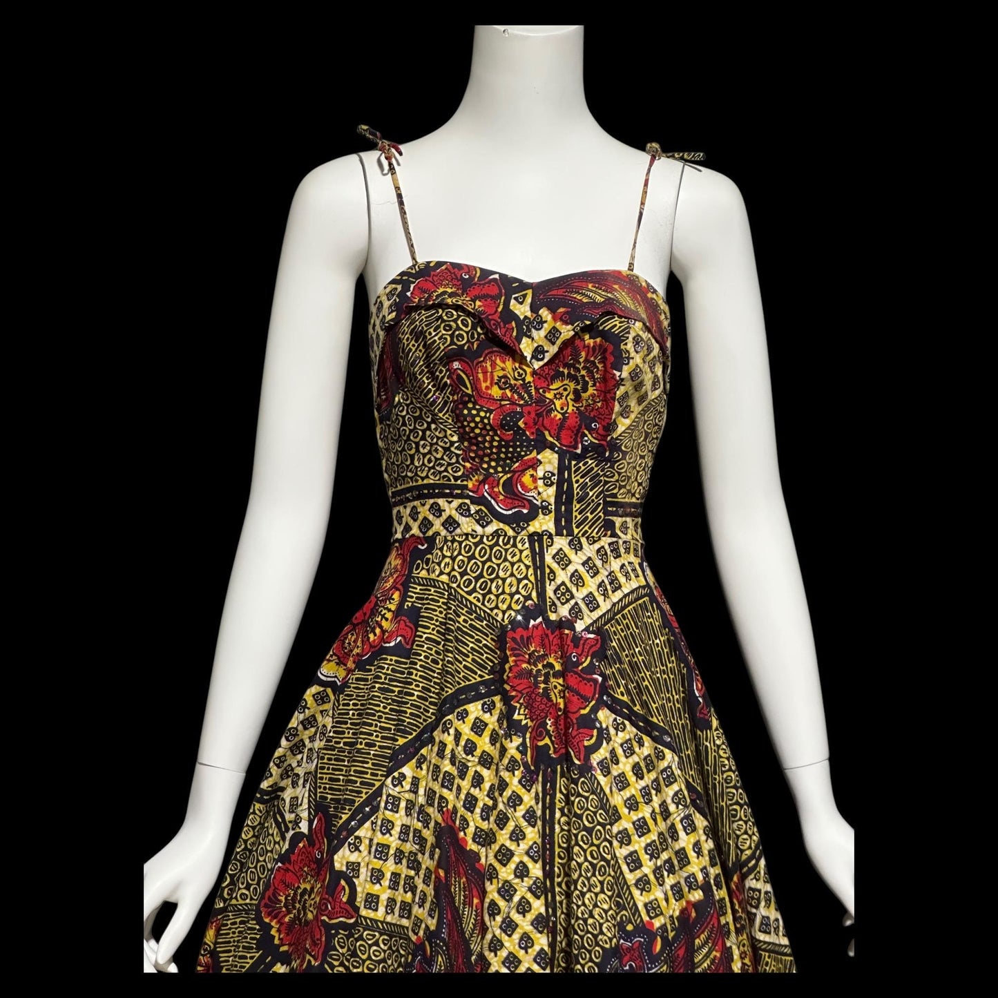 BABS' SHOPPE Kingston Jamaica, vintage 1950s bombshell shelf bust cotton print full circle skirt sundress
