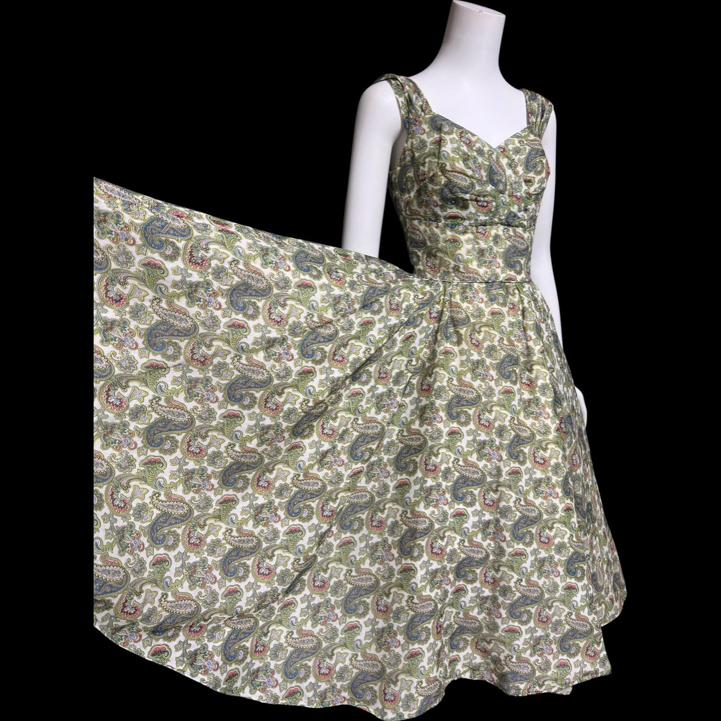 JD JUNIOR ACCENT, vintage 1940s dress, Bombshell Cocktail party sundress, Shelf bust dress, Green paisley rhinestone pinup dress