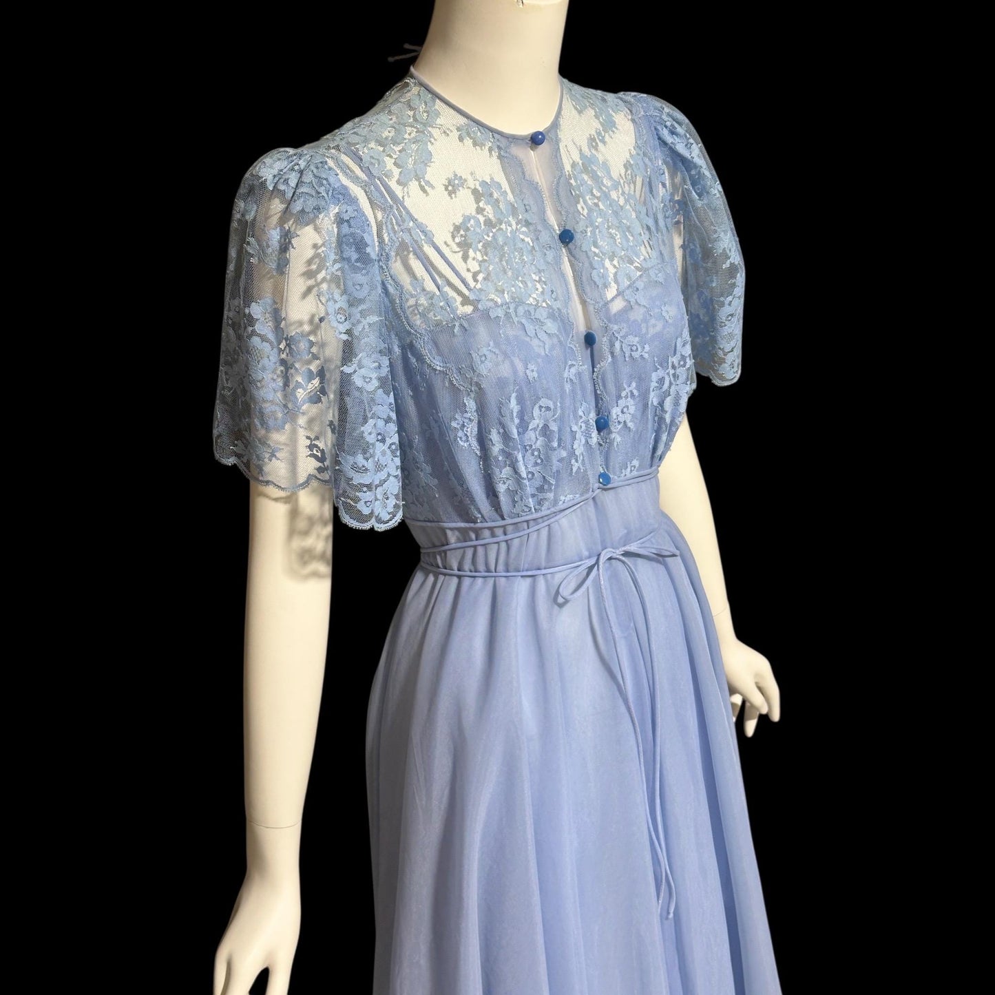 EYE-FUL by the FLAUMS, Vintage 1950s nightgown robe set, 1950s peignoir set, sheer periwinkle blue night dress and dressing gown