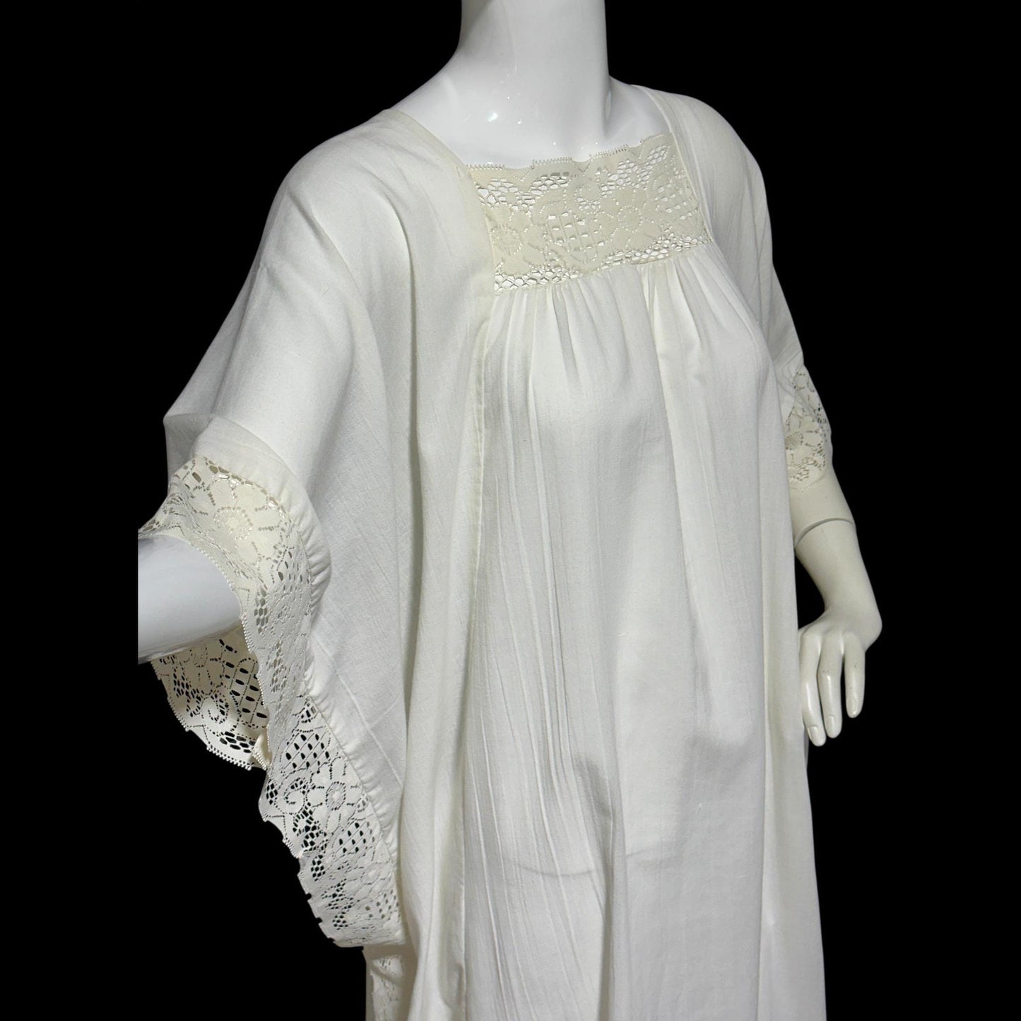 1960s Vintage caftan hostess dress, white crinkly cotton kaftan loose house dress