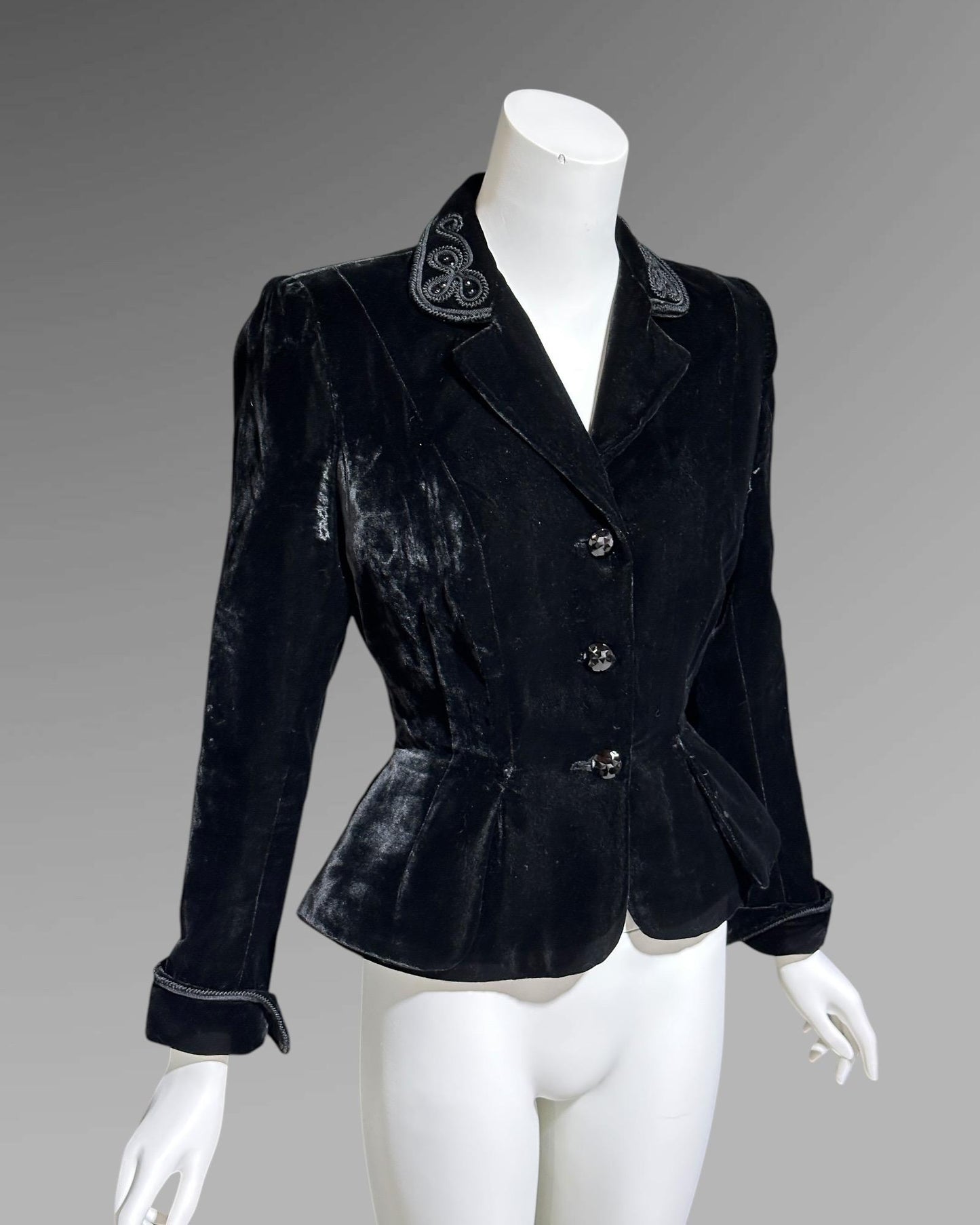 BONWIT TELLER, vintage 1940s black velvet jacket coat, fitted princess cut new look, nipped waist