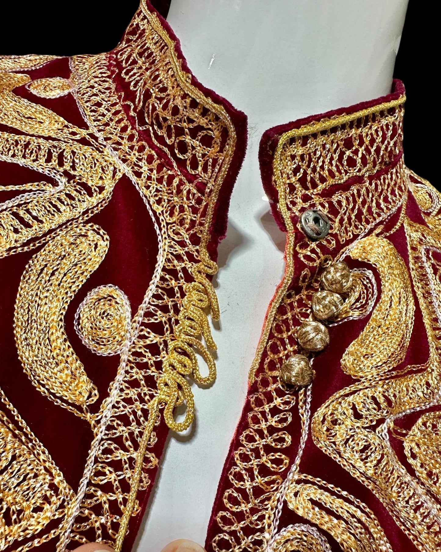 PROFILS du MONDE vintage Moroccan caftan kaftan, 1960s evening coat dress, Beverly Hills Ruby Red velvet gold metallic button front
