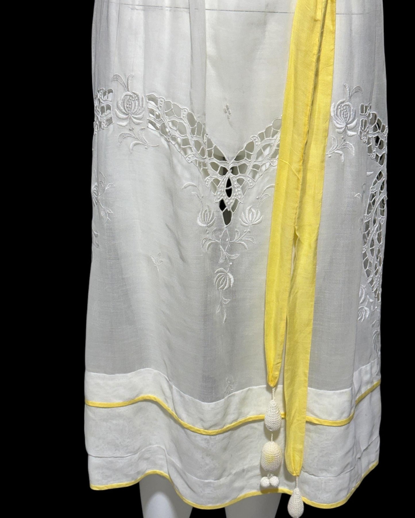 1920s vintage dress, Antique Hungarian sheer White cotton batiste shift lawn dress