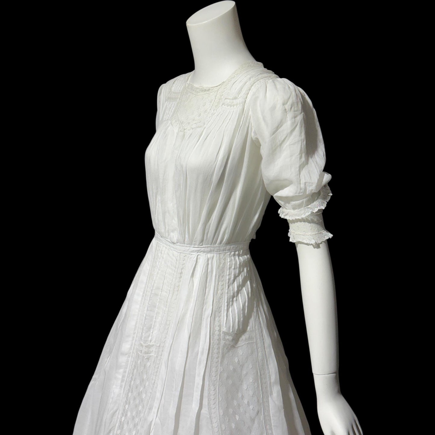 1900s Antique Victorian wedding dress, vintage white batiste cotton gown, Edwardian bride